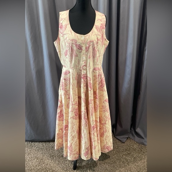 J. Peterman Dresses & Skirts - J. Peterman floral print sleeveless button-down maxi dress size 14.